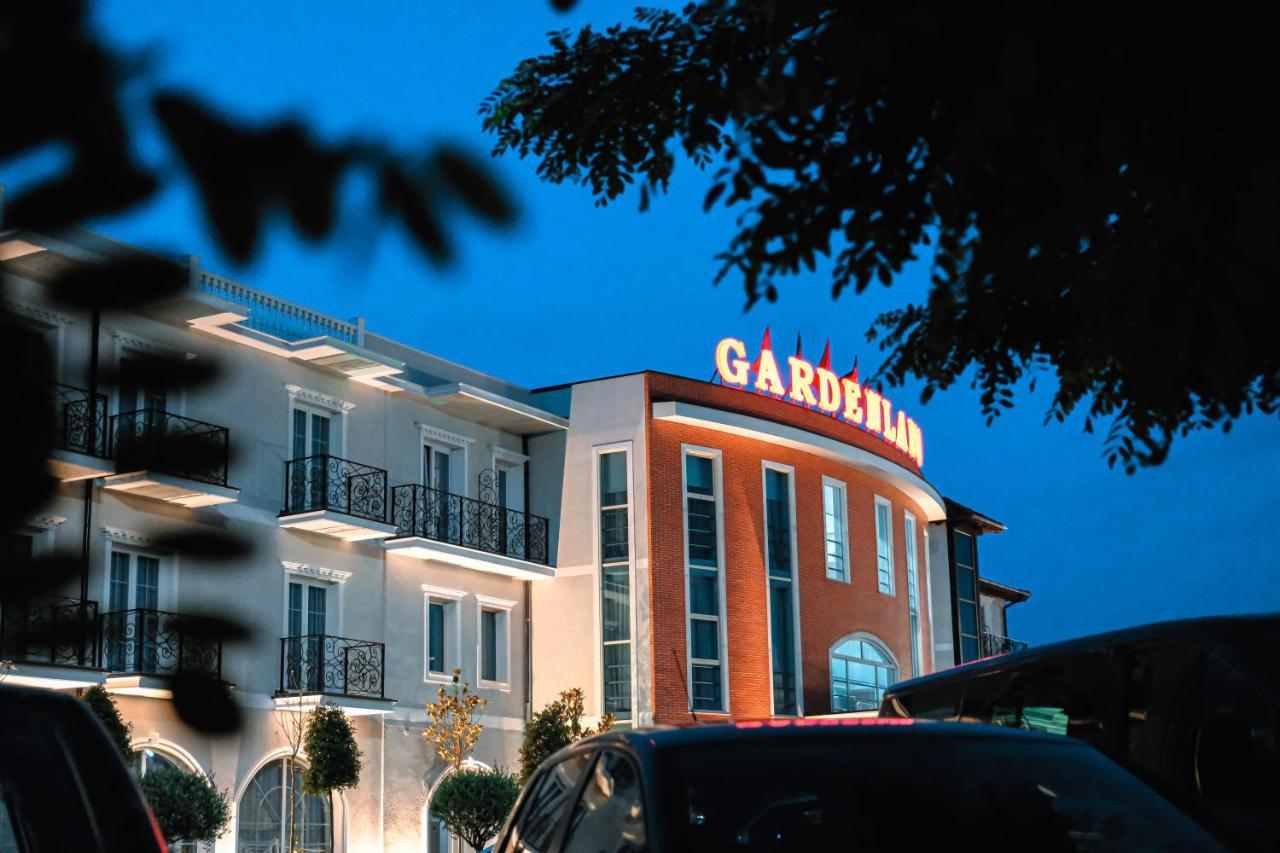 Gardenland Resort Bushat Exterior foto
