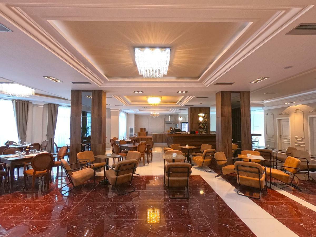 Gardenland Resort Bushat Exterior foto